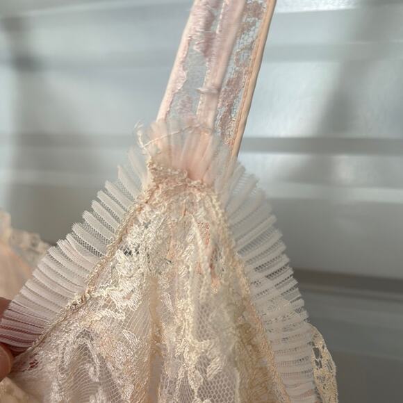 Vintage Pink Slip with Lace Trim and Spaghetti Straps - Picture 3 of 6